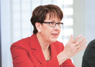 Susanne Ruoff, Directrice générale