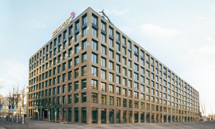 In spring 2015, 1,800 employees are moving into the new Swiss Post headquarters in Berne.